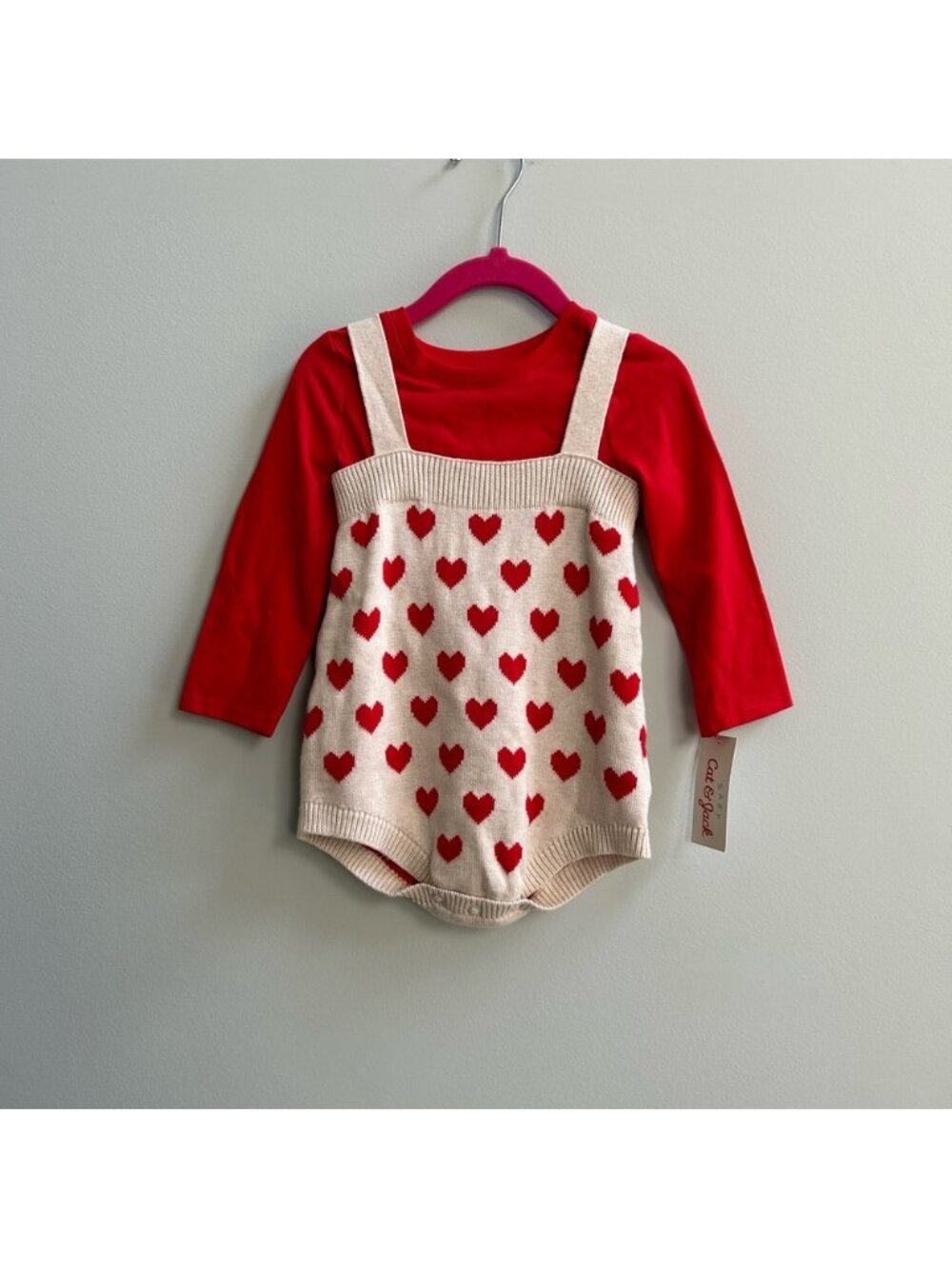 NWT Cat & Jack Baby 2 Piece Set Outfit, Size 18 Months.